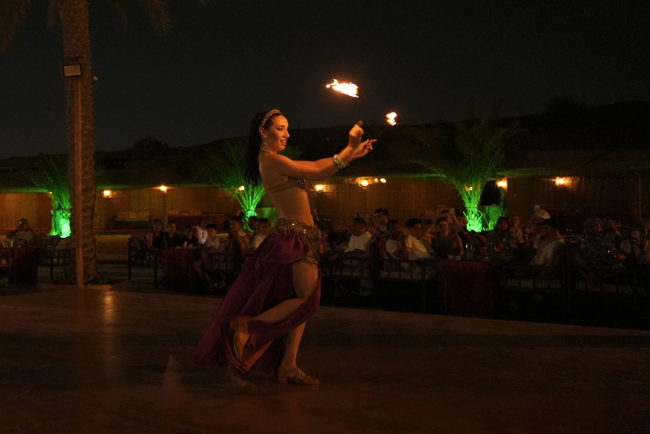 Private Overnight Desert Safari Dubai — Glamping Under Stars — guest photo 4